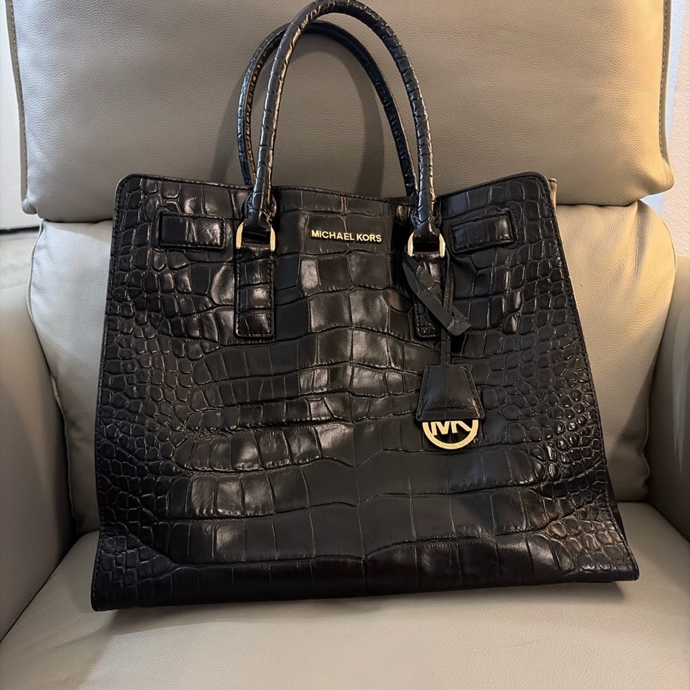 Michael Kors Black Embossed Leather Bag - Picture 2 of 10